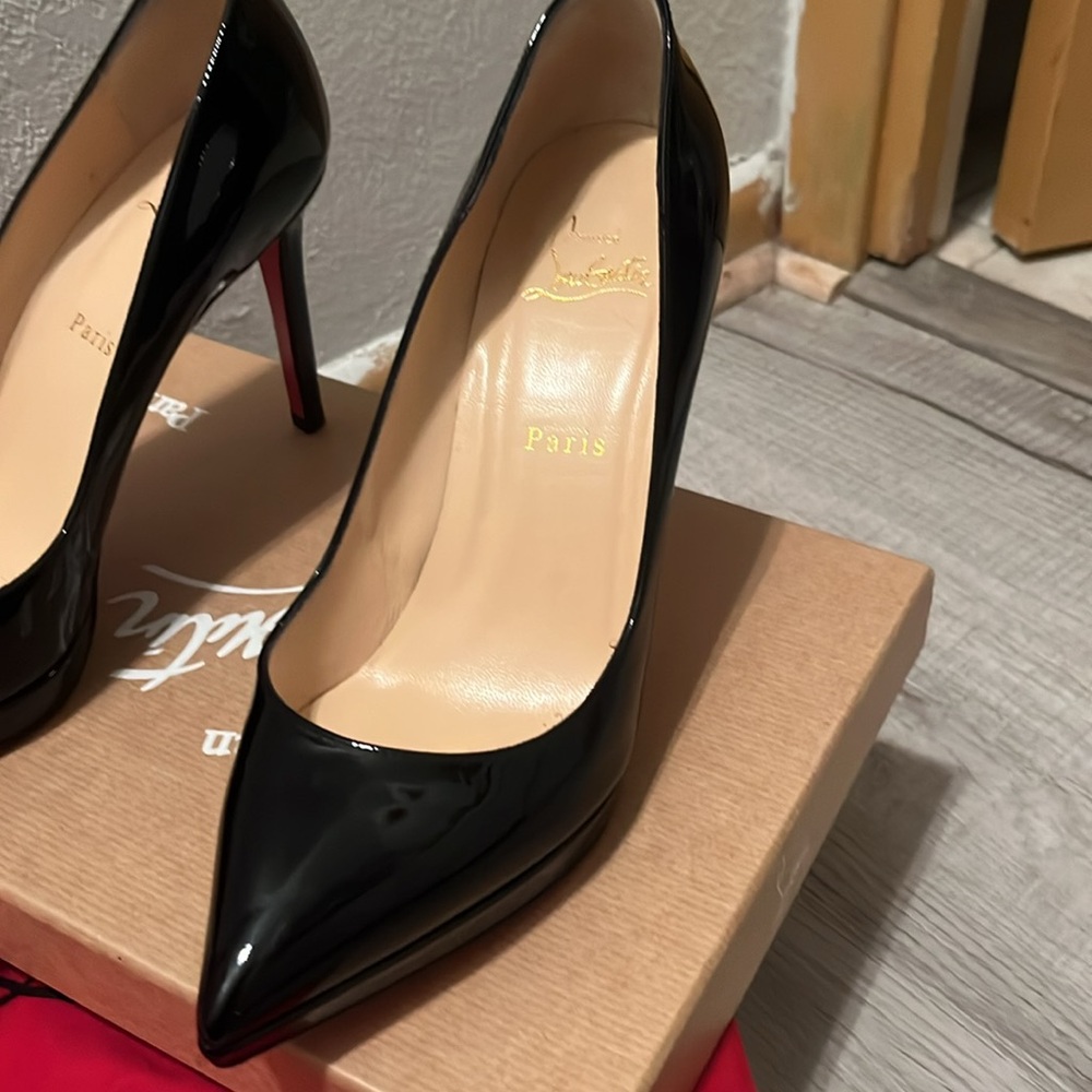 Christian Louboutin Pigalle 100 Patent Black - Picture 4 of 5